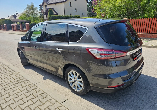 Ford S-Max cena 58400 przebieg: 221000, rok produkcji 2016 z Recz małe 781